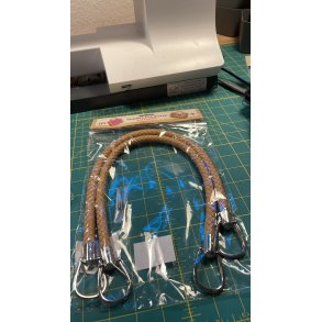 Hanke i l�der lys brun, anvendes sammen med karabinhaner�